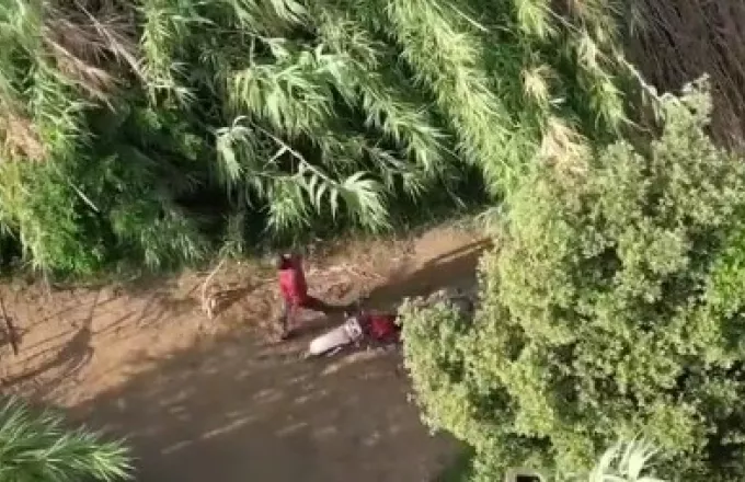 Εμπρηστής «πιάστηκε» από drone της αστυνομίας την ώρα που έβαζε φωτιές στην Νότια Ιταλία - Δείτε βίντεο