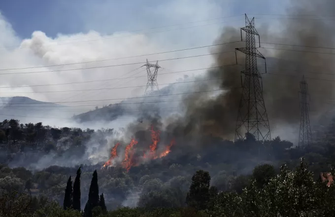 Κουβαράς_φωτιά