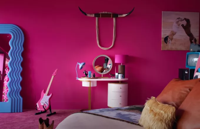 Βίντεο-περιήγηση στο κατάλυμα Barbie Dreamhouse στο Μαλιμπού