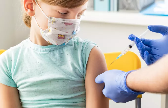 Αυξάνεται ο εμβολιασμός παιδιών μετά την μείωσή του τα χρόνια της πανδημίας του Covid-19