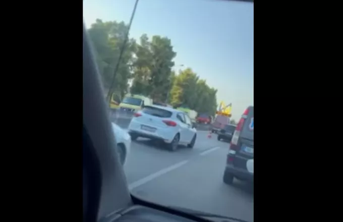 Θεσσαλονίκη: Τροχαίο ατύχημα με 4 τραυματίες και εκτροπή κυκλοφορίας