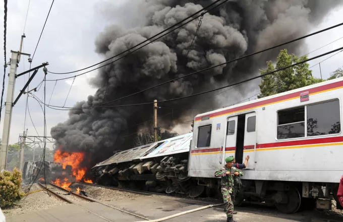 τρένο_ινδονησία