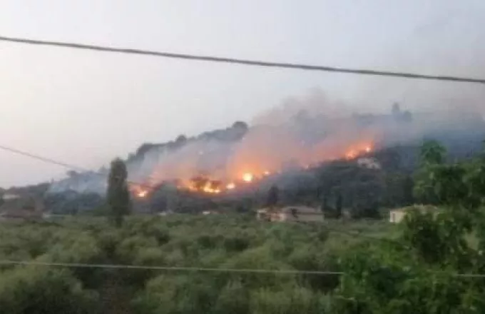 φωτιά στη Ζάκυνθο- Ζητήθηκε η εκκένωση της περιοχής Ακρωτήρι