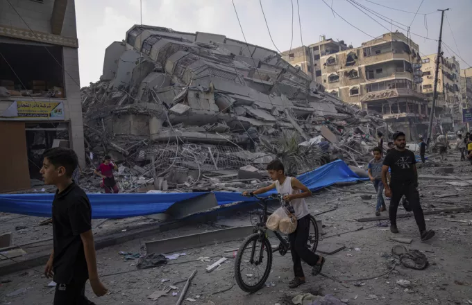 Λωρίδα Γάζας: Τουλάχιστον 900 νεκροί και 4.600 τραυματίες από ισραηλινά πλήγματα