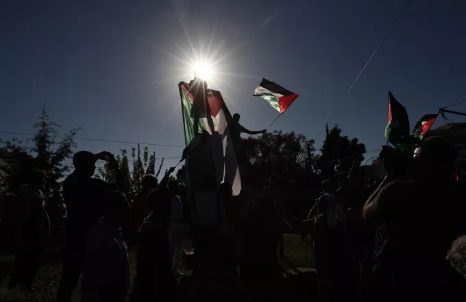 Πορεία για την Παλαιστίνη Αποκαταστάθηκε η κυκλοφορία στο κέντρο της Αθήνας