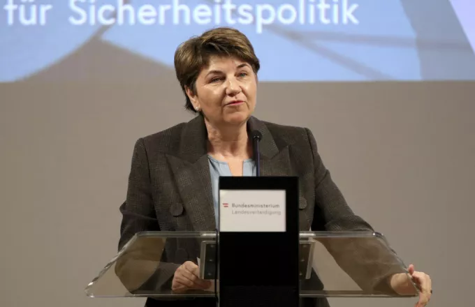 H Βιόλα Άμχερντ, νέα πρόεδρος της Ελβετίας