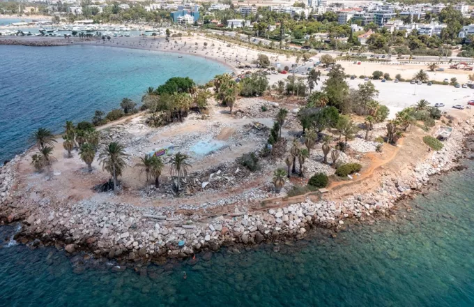 Cataralla: Κατεδαφίστηκε το θρυλικό κλαμπ στην παραλία Γλυφάδας – Φωτογραφίες 