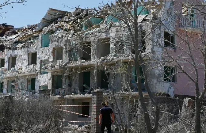 Τουλάχιστον πέντε νεκροί από πλήγματα στην Ουκρανία