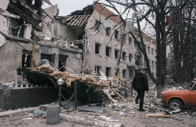 Νέες επιθέσεις σε πόλεις της Ουκρανίας