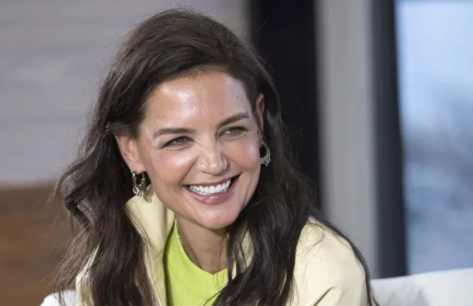 Η Katie Holmes