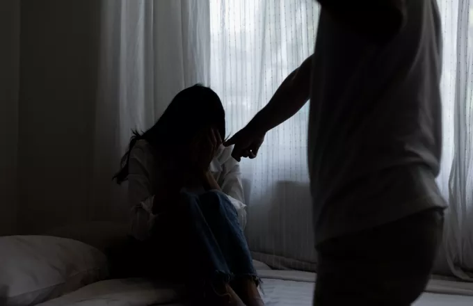 Ηλεία: Άγριος ξυλοδαρμός και βιασμός γυναίκας από τον σύντροφό της