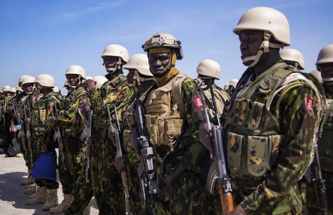 Η Kένυα αναπτύσσει στρατό για τις «βίαιες διαδηλώσεις»