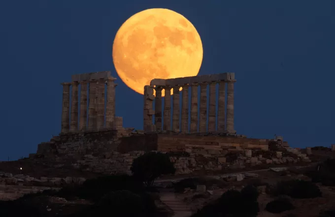 «Φεγγάρι του Ελαφιού» πανσέληνος