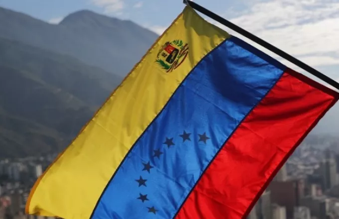 Βενεζουέλα και ΗΠΑ συμφωνούν να βελτιώσουν τις σχέσεις τους