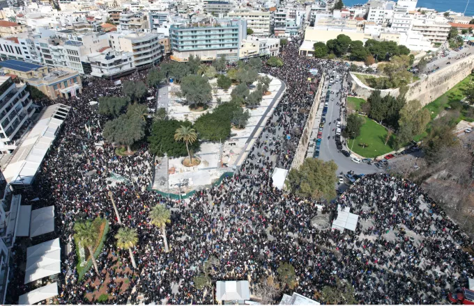 Τέμπη - Ηράκλειο Κρήτης: Μεγαλειώδης συγκέντρωση - Ένταση στο τέλος | ΣΚΑΪ