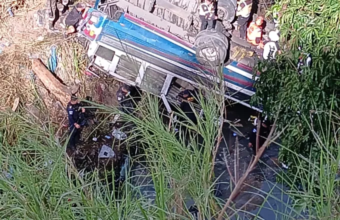Τροχαίο με λεωφορείο σε προάστιο της Γουατεμάλας