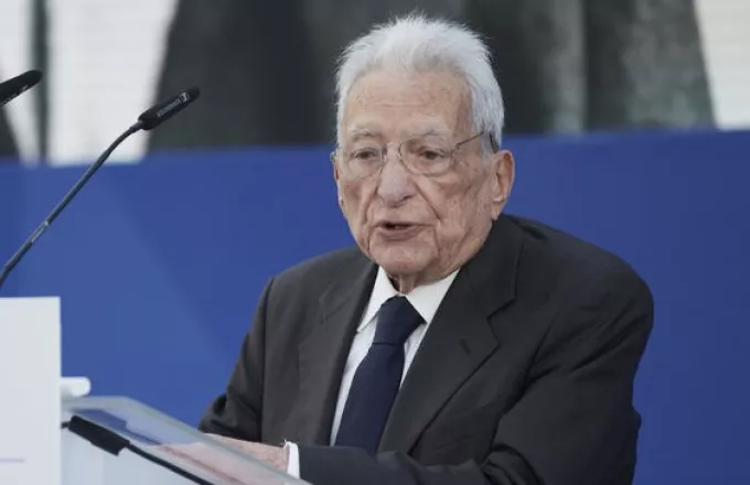 πετρος μολυβιατης
