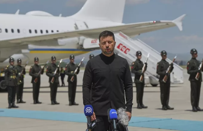  Η Ουκρανία θα αποφασίσει για τα βήματα που θα κάνει στις συνομιλίες