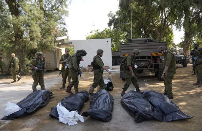 Ξεπέρασαν τους 1.000 οι νεκροί από την επίθεση της Χαμάς στο Ισραήλ