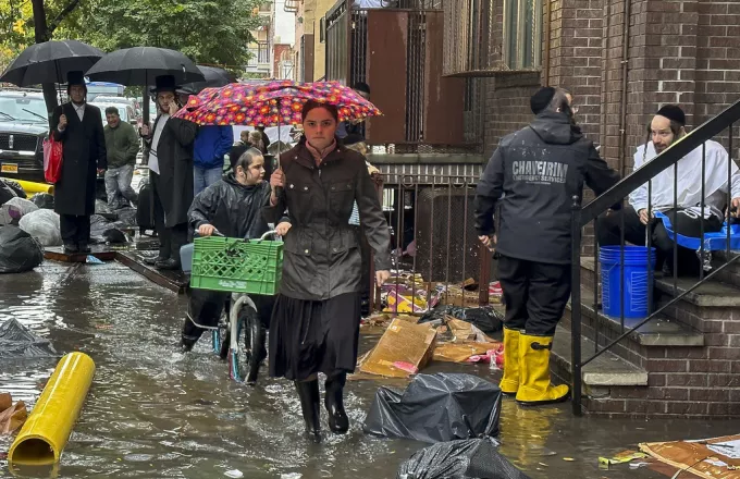 Κυβερνήτρια Νέας Υόρκης: Οι καταρρακτώδεις βροχές, «νέα κανονικότητα» λόγω της κλιματικής αλλαγής