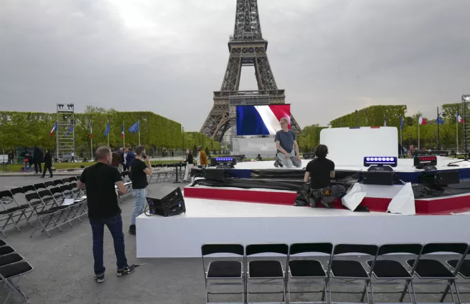 Παρίσι: Ολοκληρώθηκε ο έλεγχος στον Πύργο του Άιφελ μετά την απειλή για βόμβα