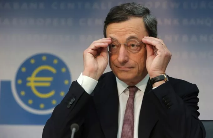Ντράγκι: Το ευρώ ξεκάθαρα «δουλεύει» – χώρες προσαρμόζονται διότι απόκλιναν