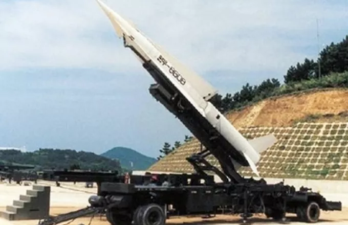 Νέα δοκιμή πυραύλου μεγάλου βεληνεκούς από τη B. Κορέα 