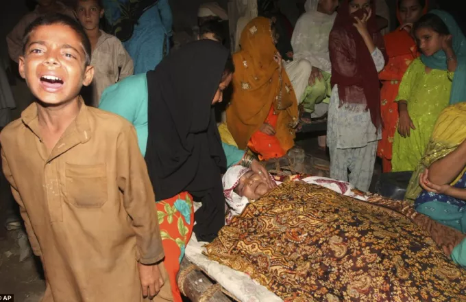 Τουλάχιστον 7 νεκροί από ποδοπάτημα στο Πακιστάν