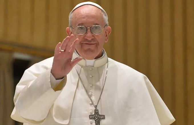 Διακόσια ευρώ δώρισε ο πάπας Φραγκίσκος σε άστεγο της Βενετίας