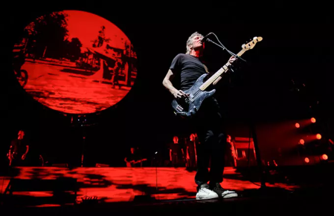 O Roger Waters ΞµΟ€Ξ­Ξ»ΞµΞΎΞµ ΞΏ Ξ―Ξ΄ΞΉΞΏΟ‚ Ξ½Ξ± Ξ²ΞΉΞ½Ο„ΞµΞΏΟƒΞΊΞΏΟ€Ξ·ΞΈΞµΞ― Ξ· ΟƒΟ…Ξ½Ξ±Ο…Ξ»Ξ―Ξ± ΟƒΟ„Ξ·Ξ½ Ξ‘ΞΈΞ®Ξ½Ξ±