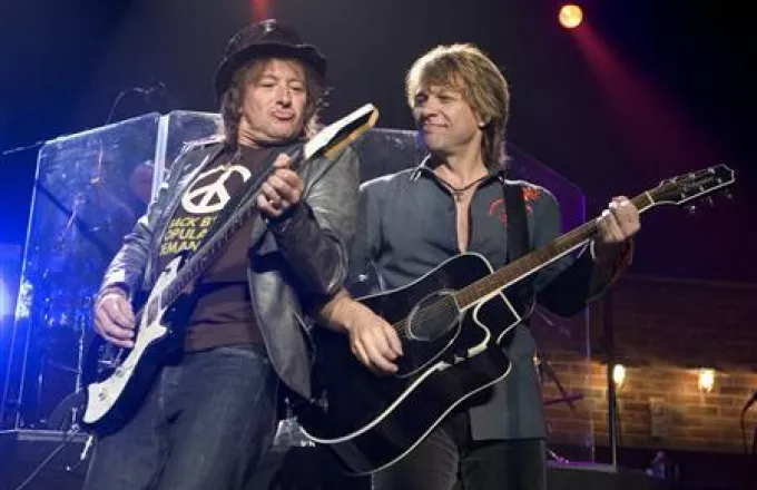O Richie Sambora ΞΌΞ±Ξ¶Ξ― ΞΌΞµ Ο„ΞΏΞ½ Jon Bon Jovi