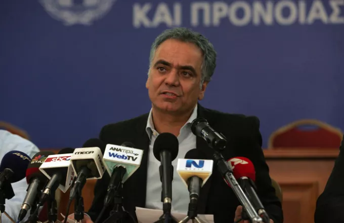 Σκουρλέτης: Επαναφορά βασικού μισθού και παλιού πλαισίου για απολύσεις