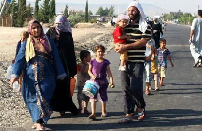 Συρία: Πάνω από 100.000 άνθρωποι εγκατέλειψαν τη χώρα τον Αύγουστο