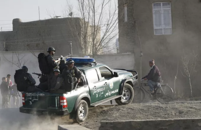 Επίθεση Ταλιμπάν και πιθανή κατάσταση ομηρίας σε τράπεζα του Αφγανιστάν