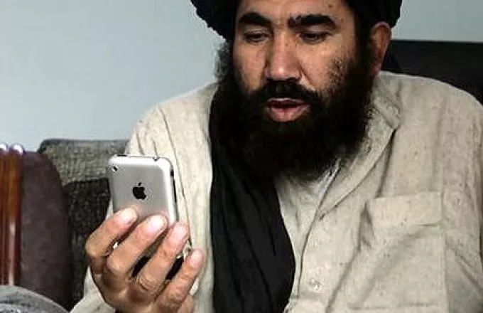 Πακιστάν: Οι Ταλιμπάν απαγορεύουν τις... κάρτες μνήμης στα κινητά