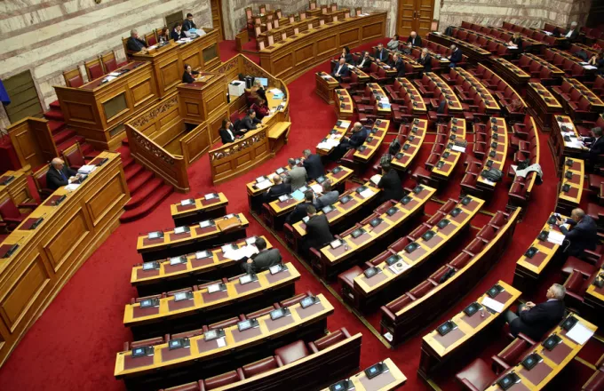 Live η συζήτηση στη Βουλή για την συμφωνία των  Πρεσπών