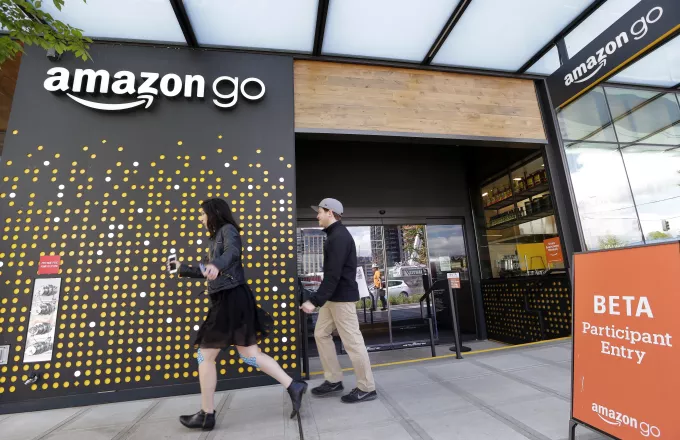 Το πρώτο σούπερ-μάρκετ στον κόσμο χωρίς κανένα ταμείο άνοιξε η Amazon