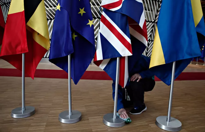 Στο επίκεντρο του Brexit μία μελλοντική τελωνειακή ένωση Βρετανίας-ΕΕ