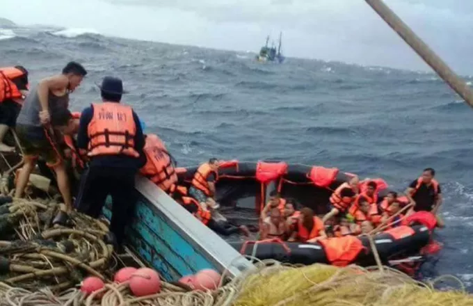 Ναυάγιο τουριστικών πλοίων στο Πουκέτ: Τουλάχιστον 20 αγνοούμενοι