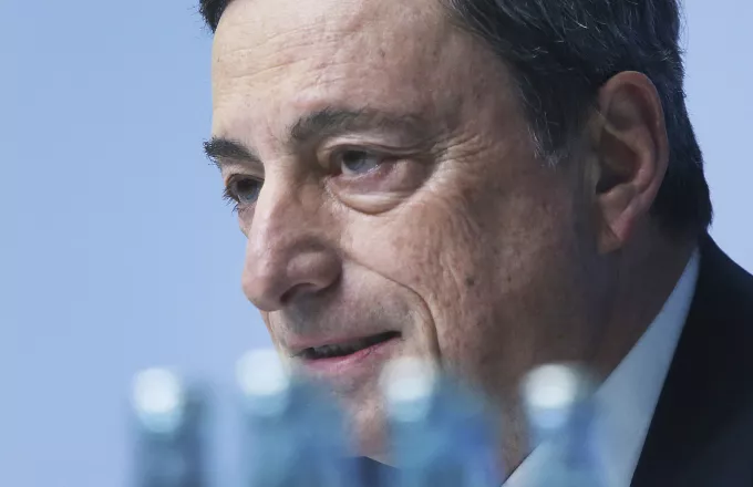 Πρώτο σινιάλο ομαλοποίησης από την ΕΚΤ, αλλά το QE συνεχίζεται