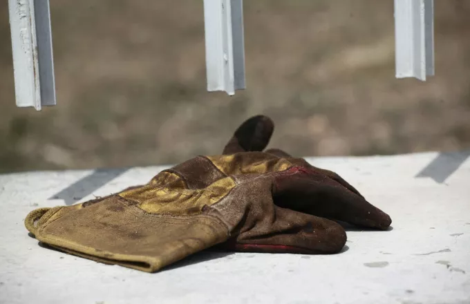 Συμφωνία για την πώληση του 50,1% των ΕΛΠΕ