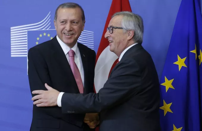 Επιμένει στις ενταξιακές διαπραγματεύσεις με την Τουρκία η ΕΕ