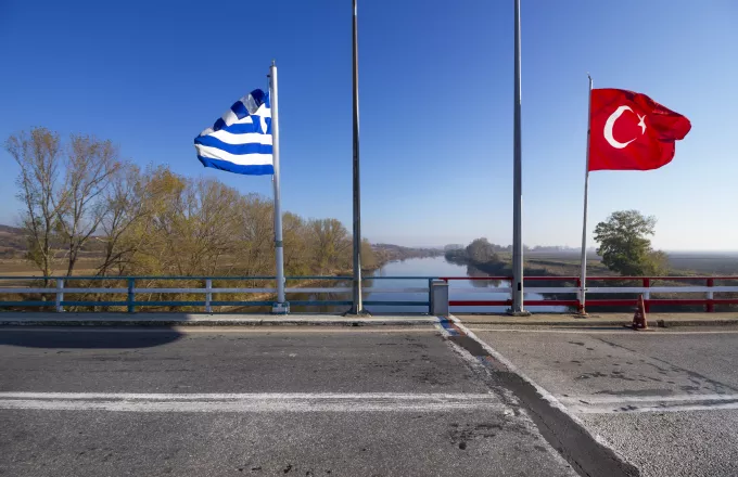 Συνελήφθησαν τέσσερις Τούρκοι σε απαγορευμένη ζώνη στα σύνορα με Έβρο