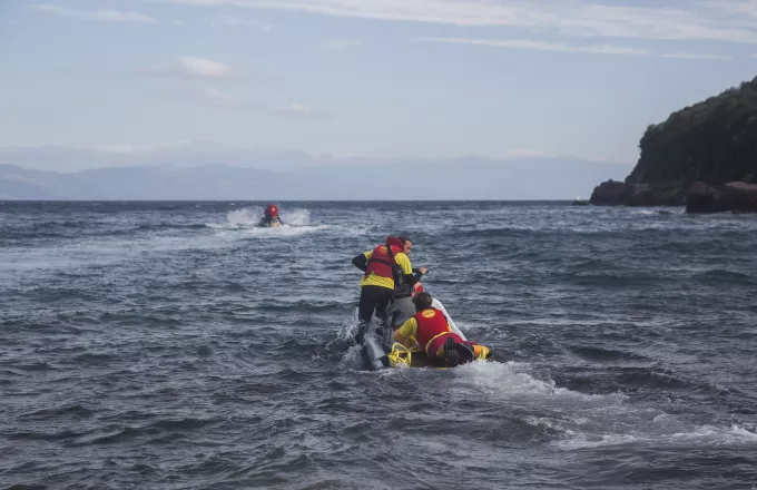 Με τζετ σκι περνούν πλέον στην Ευρώπη πλούσιοι πρόσφυγες και μετανάστες