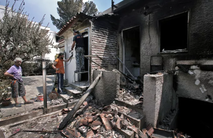 Κατεδάφιση καμένων ακινήτων στο Μάτι αρχίζουν την Δευτέρα οι Αρχές