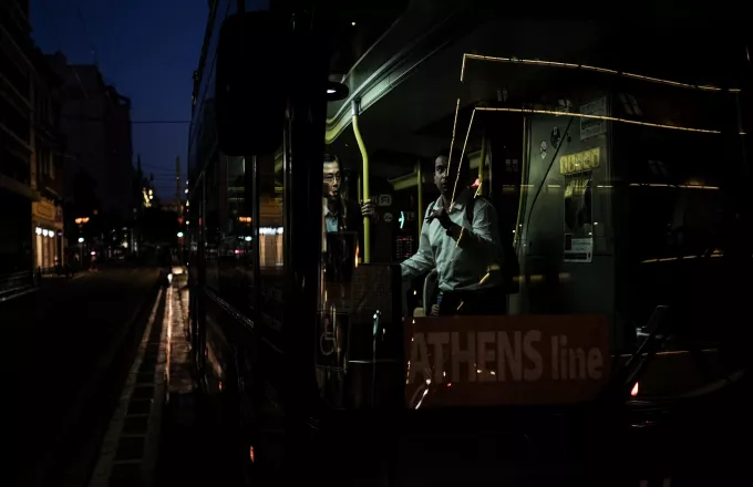 Αστικό λεωφορείο εγκλωβίστηκε σχεδόν 10 ώρες στη Θεσσαλονίκη