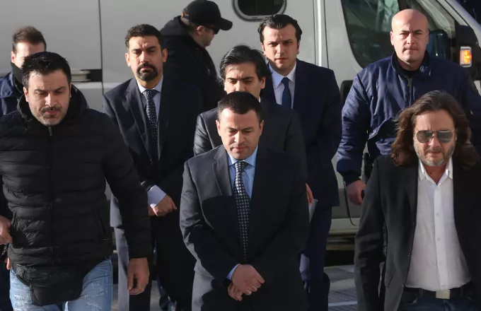 Αναβλήθηκε για την Πέμπτη η απόφαση για τους Τούρκους αξιωματικούς