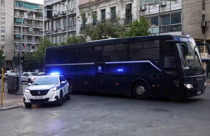 Πάνω από 700 συλλήψεις από τις αστυνομικές επιχειρήσεις στην Αθήνα 