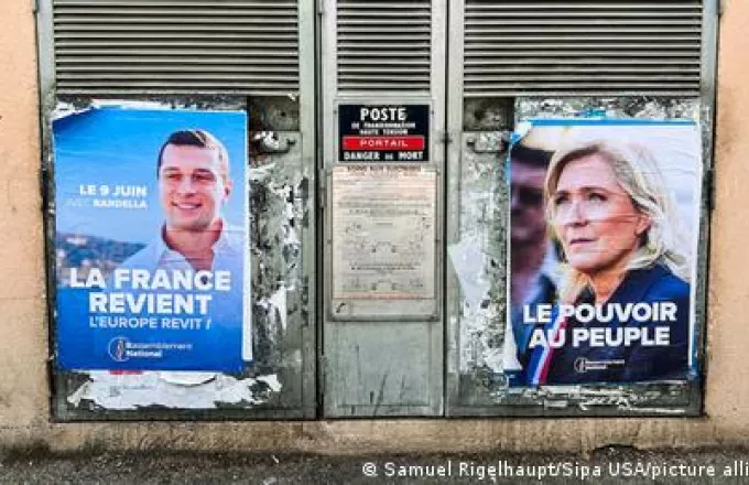 Πολιτική ανατροπή στη Γαλλία