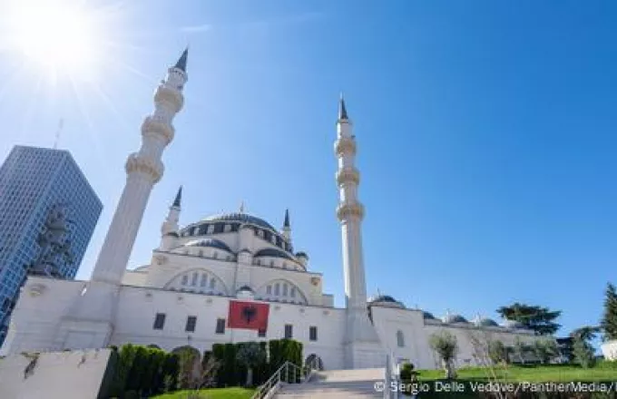 Mίνι περιοδεία Ερντογάν στα Βαλκάνια